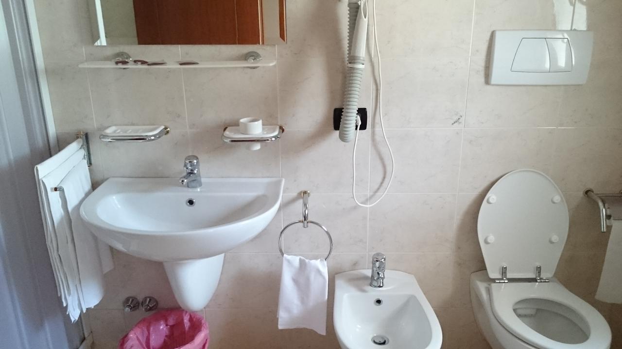 Hotel Holiday House San Giovanni Rotondo Exterior photo
